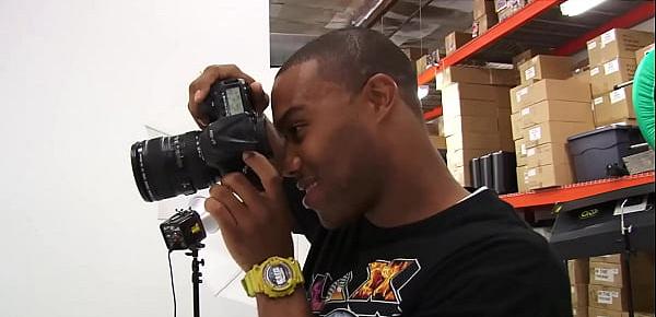  Model Photo-Shooting went wrong
